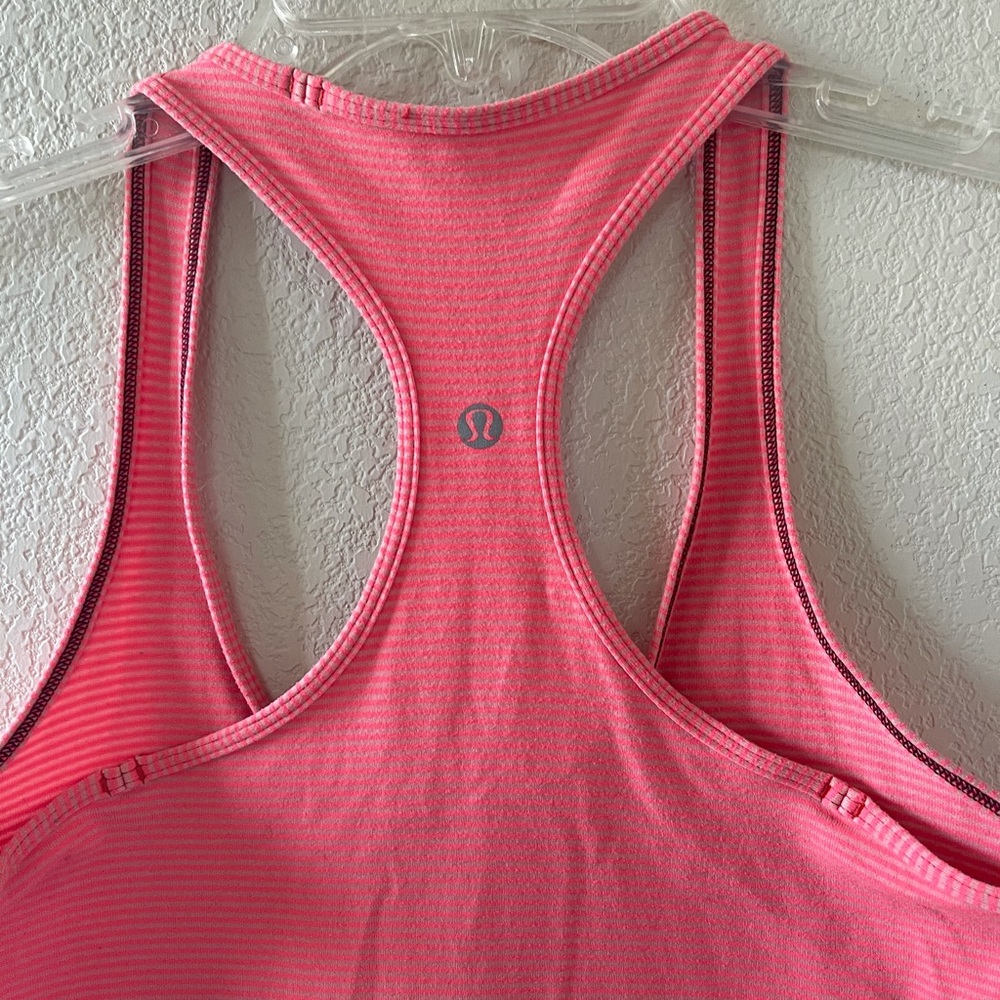 Lululemon Razor Back Workout Tank - Picture 5 of 6